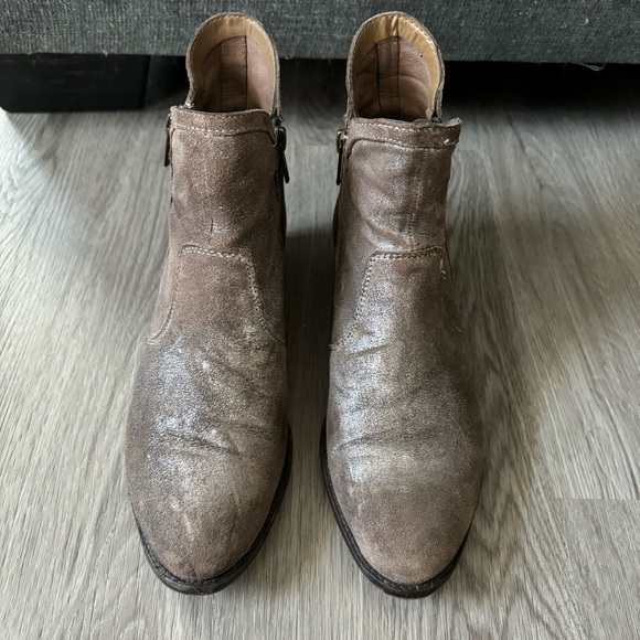 SEYCHELLES x ANTHROPOLOGIE | Lucky Penny Metallic Silver Pewter Zip Up Booties - Picture 6 of 10